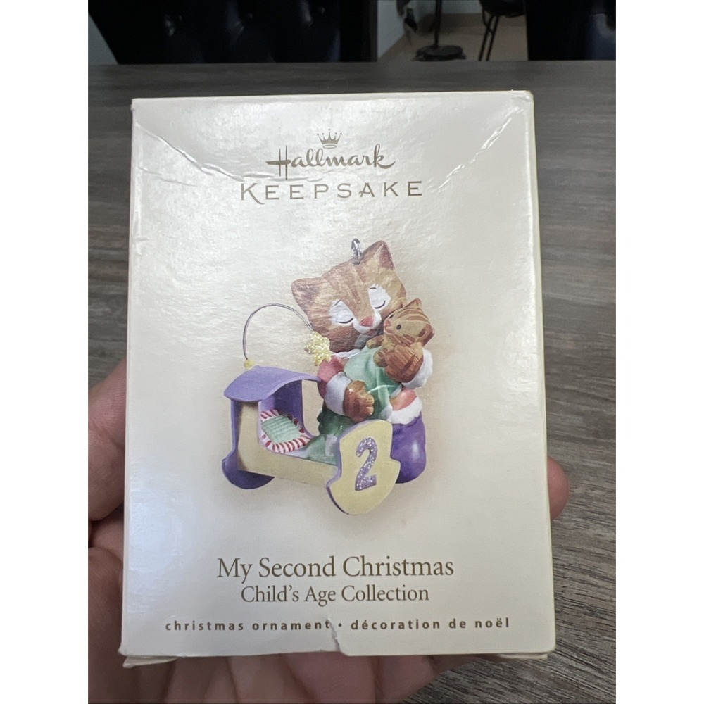 2004 Hallmark Keepsake My Second Christmas Ornament Child's‎ Age Collection Cat